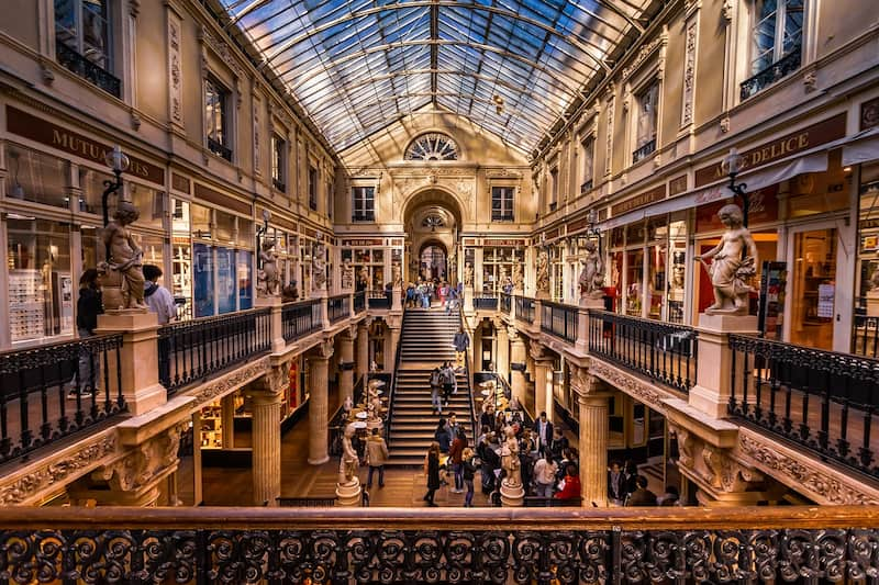 Passage Pommeraye Nantes : galerie marchande historique